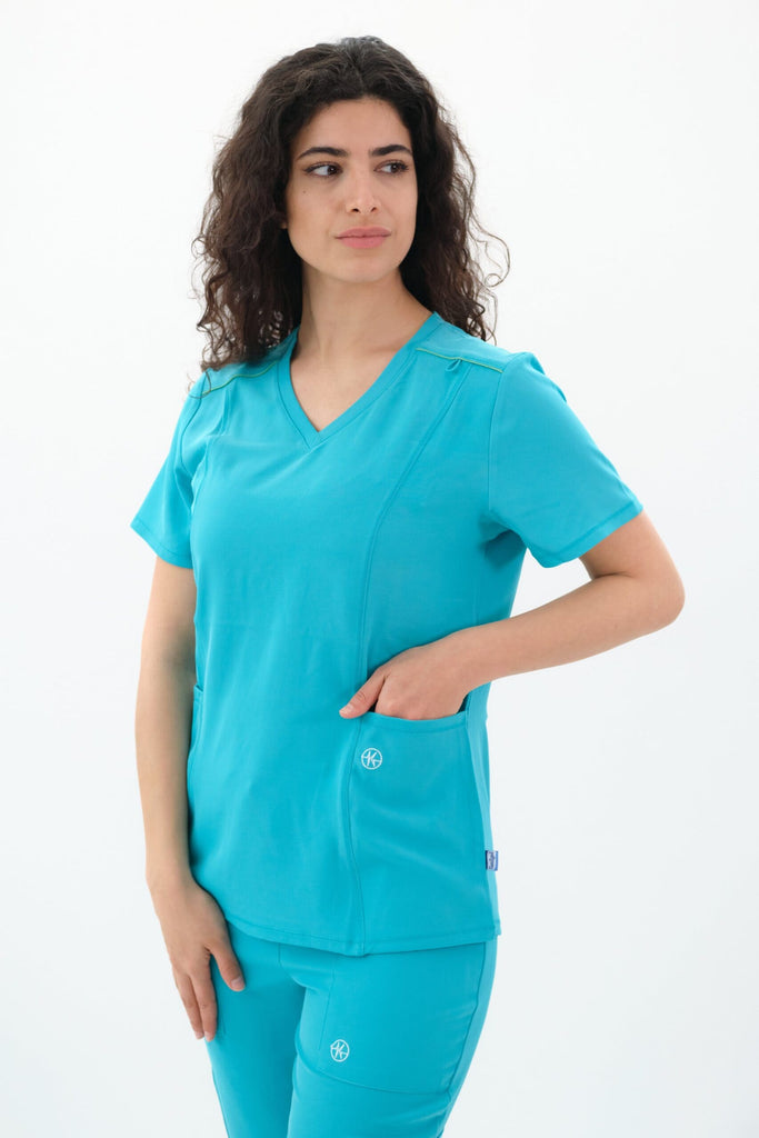 AMELIA - Women's V-neck scrub top in crêpe fabric